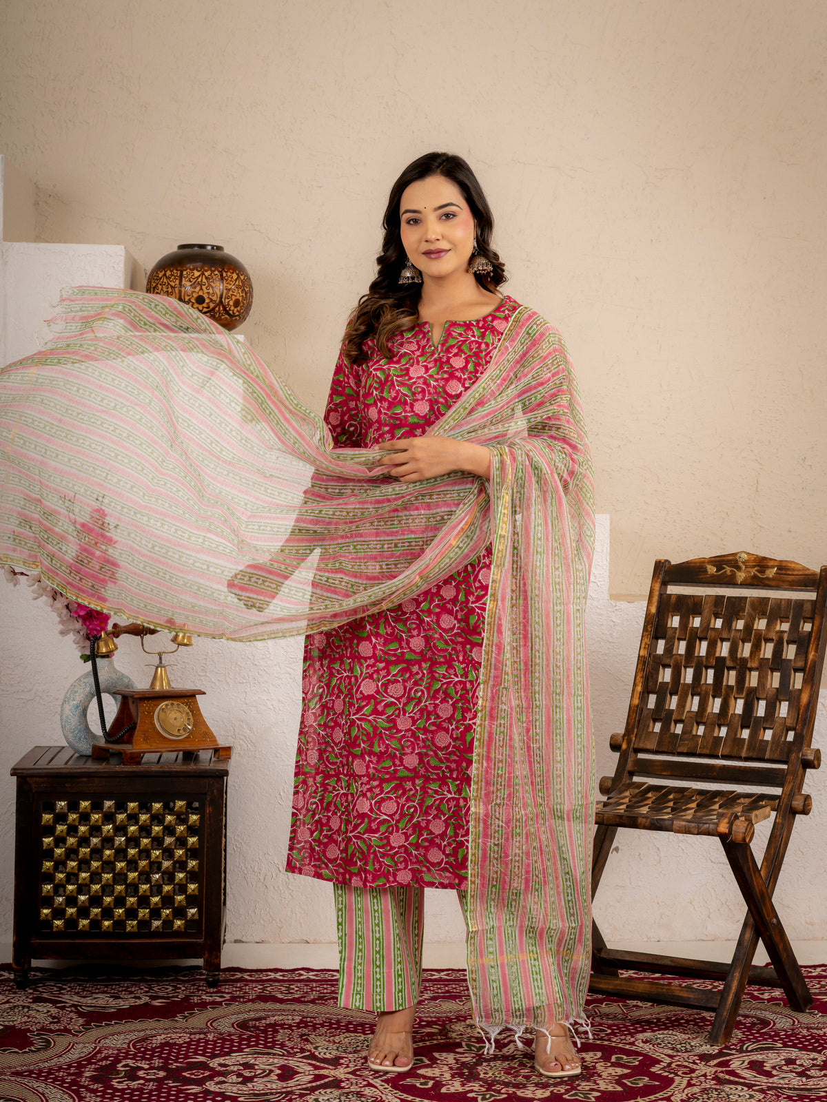 Click to view full screen Gulnaar Printed Suit Set