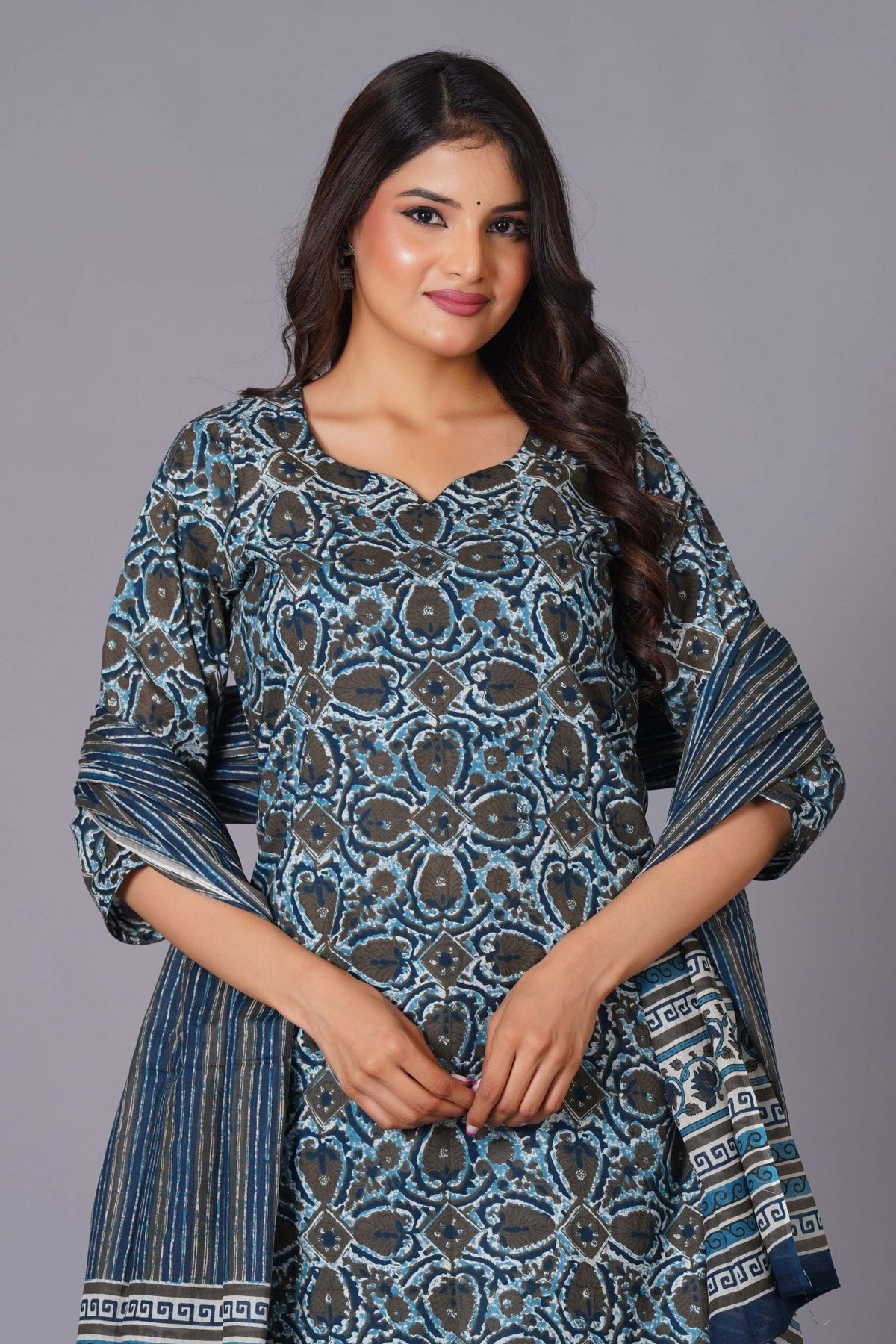 Click to view full screen Azure Geometric Bloom Cotton Suit Set - Himdim Wear