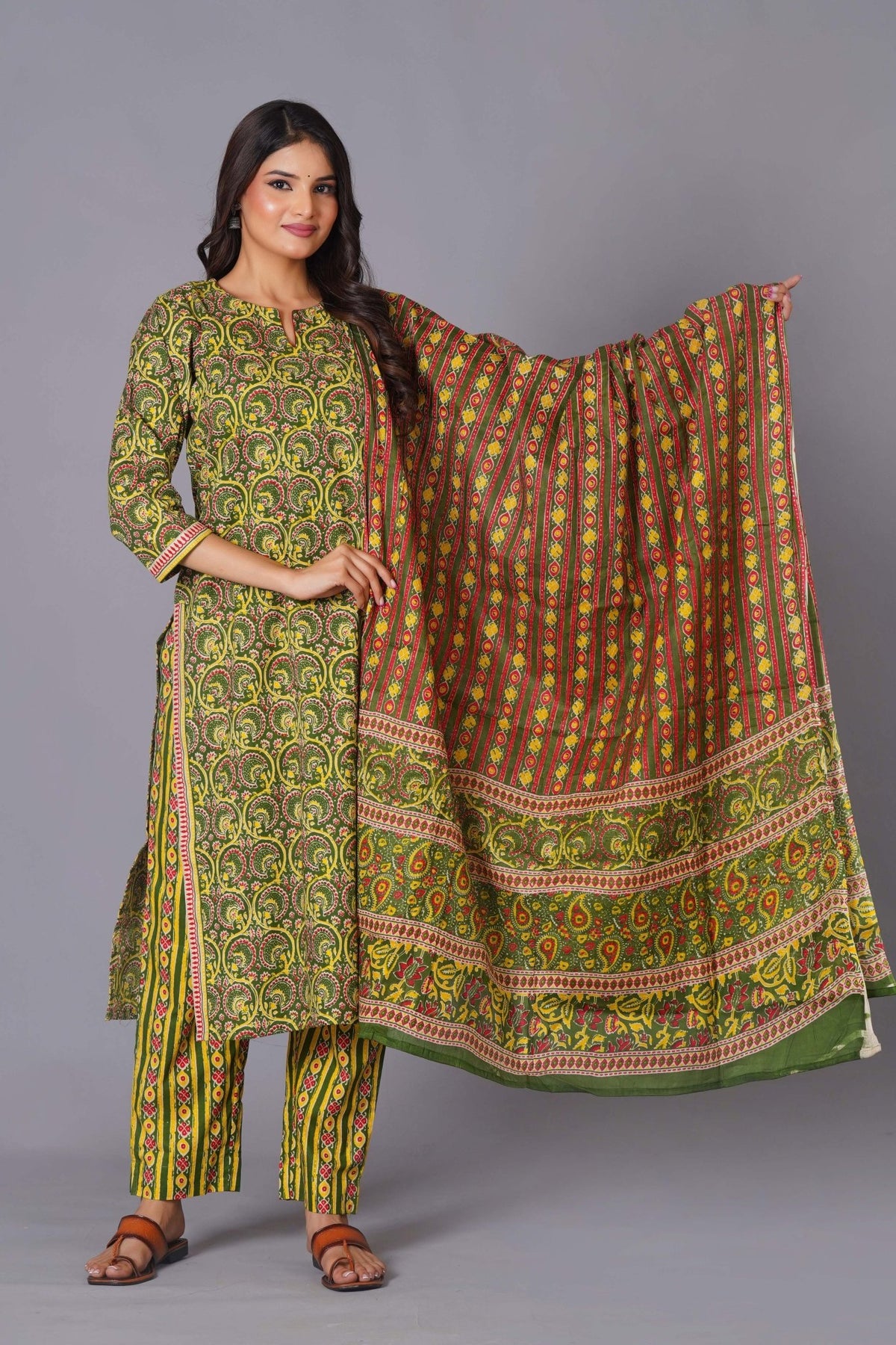 Click to view full screen Verdant Paisley Heritage Print Kurta Set - Himdim Wear