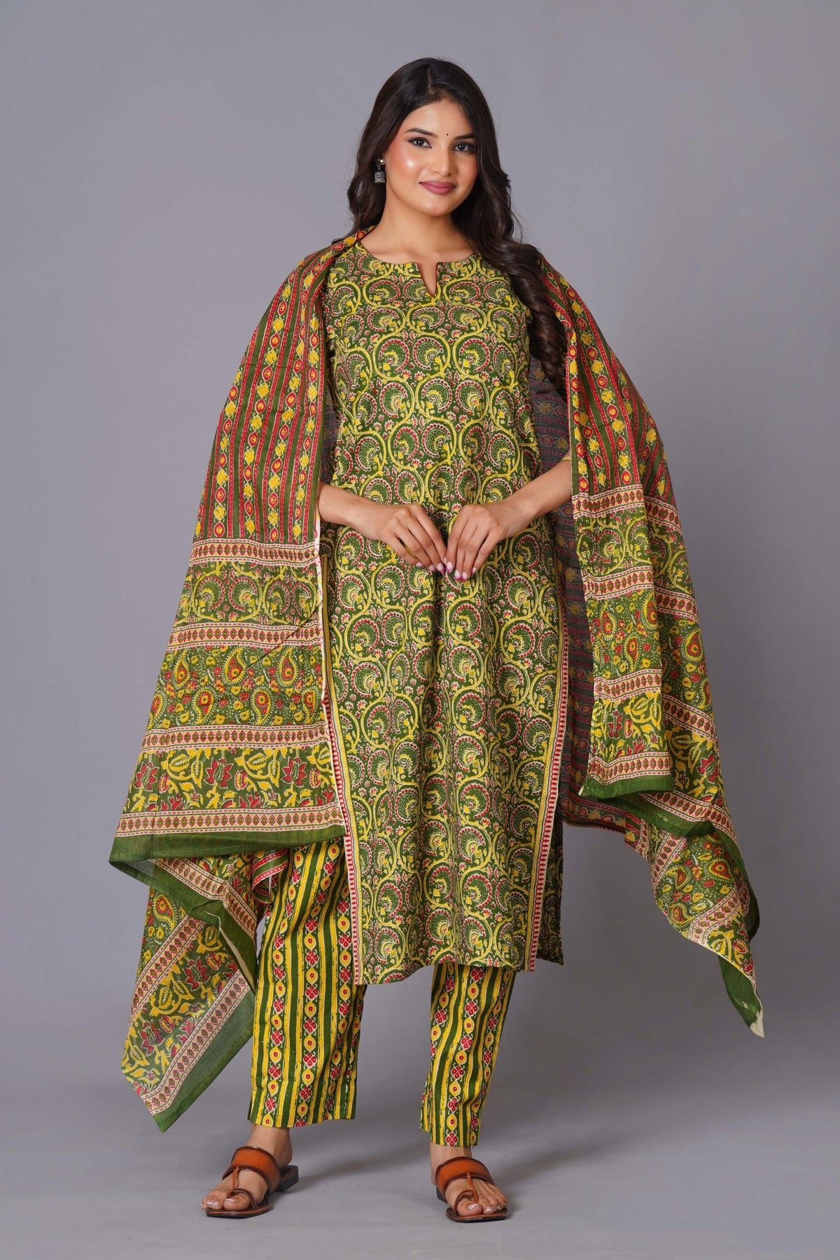 Click to view full screen Verdant Paisley Heritage Print Kurta Set - Himdim Wear