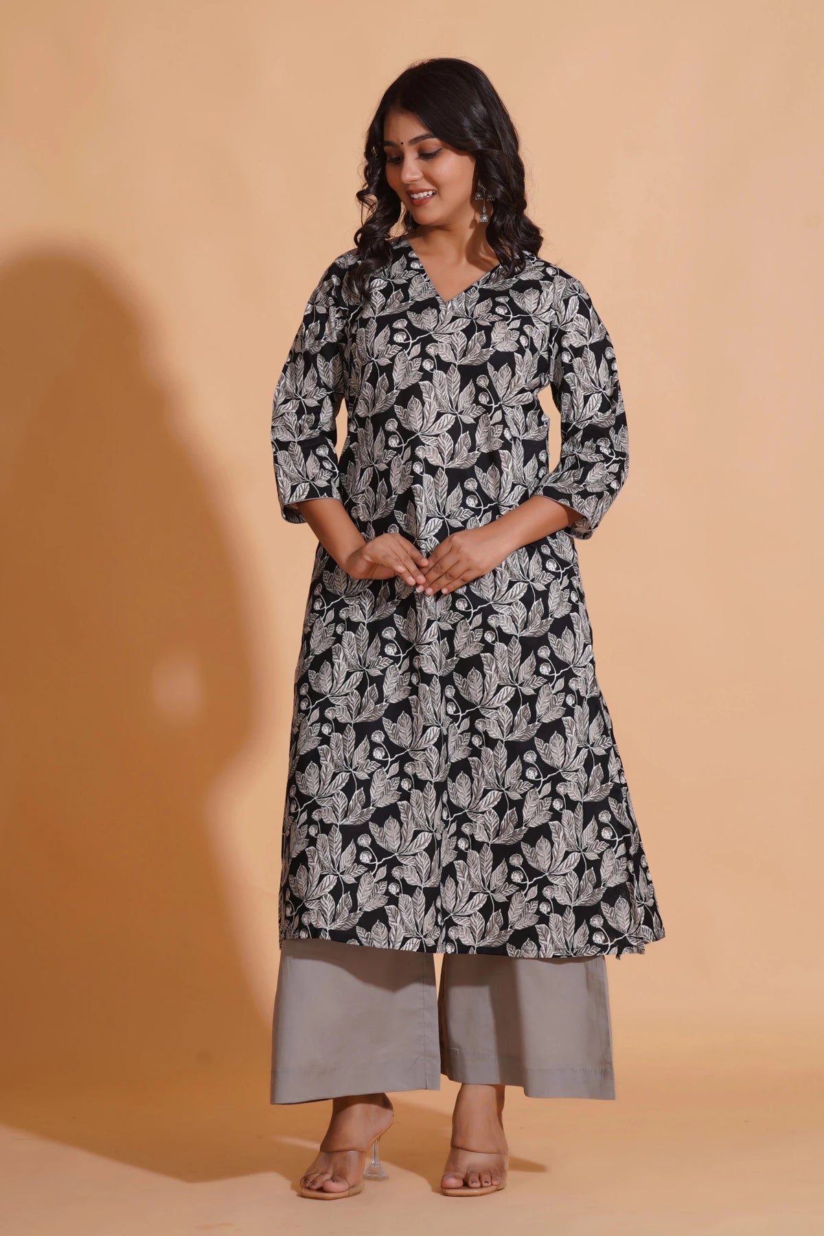 Click to view full screen Women's Monochrome Leaf Print A-Line Kurta Set - Himdim Wear
