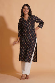 Black Elegance V-Neck Kurta - Himdim Wear