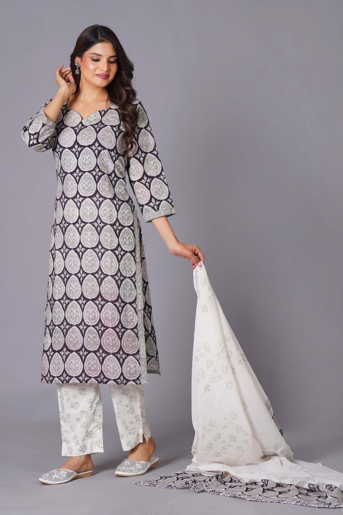 Ornate Paisley Handblock Cotton Suit Set - Himdim Wear