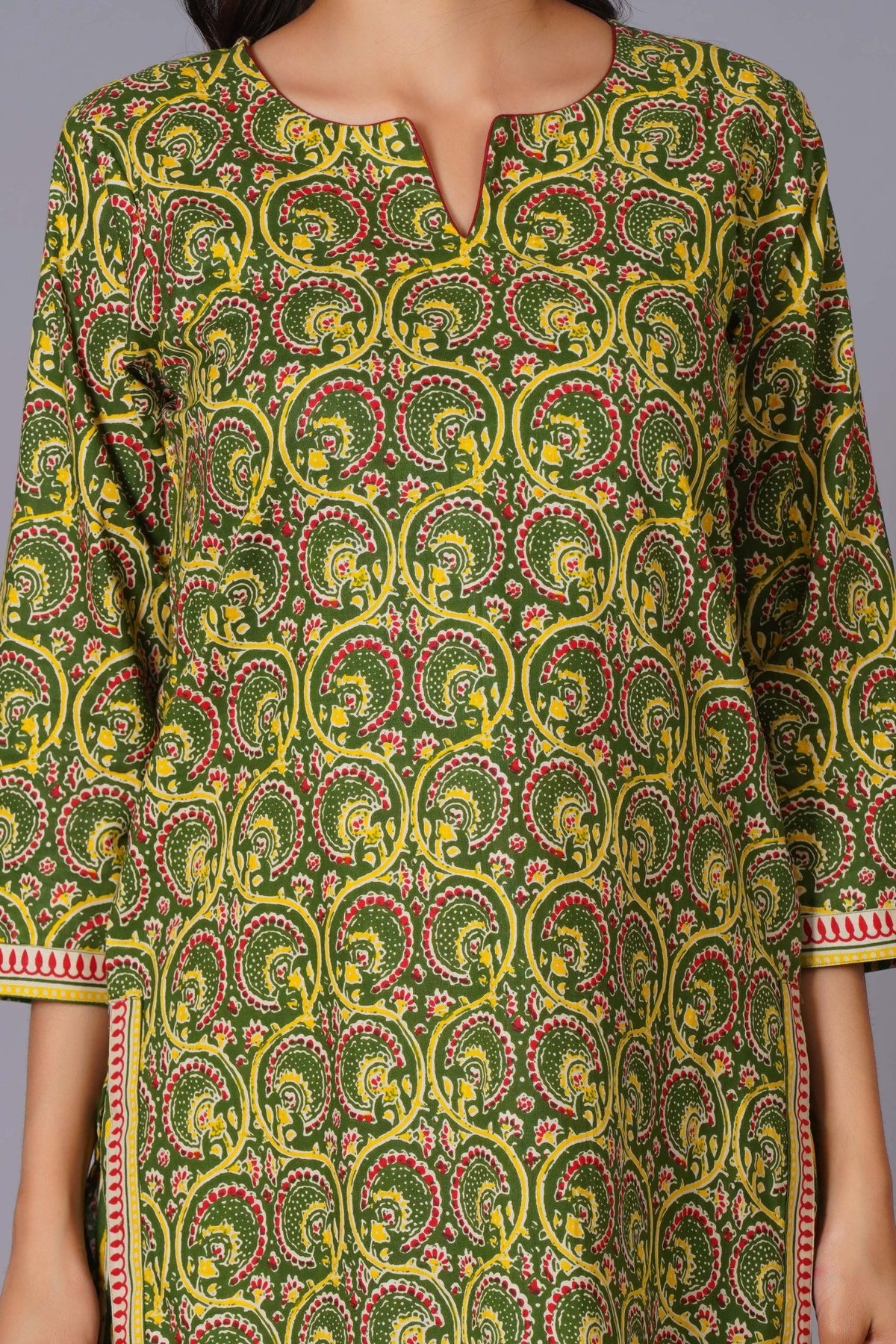 Verdant Paisley Heritage Print Kurta Set - Himdim Wear