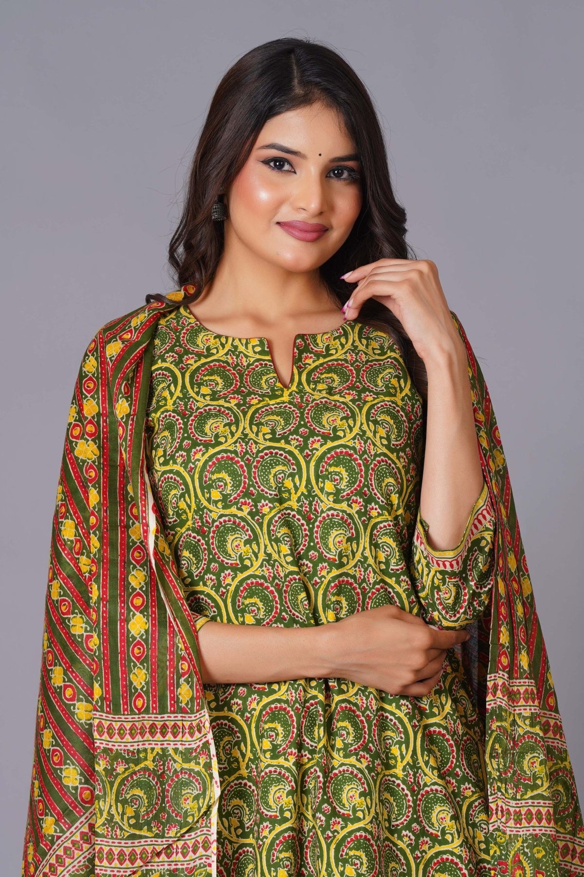 Verdant Paisley Heritage Print Kurta Set - Himdim Wear